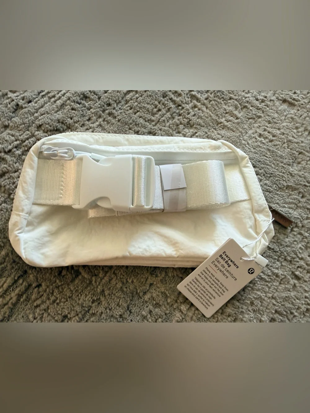 Disney x lululemon Everywhere Belt Bag 1L White NWT Mickey U9CC4S